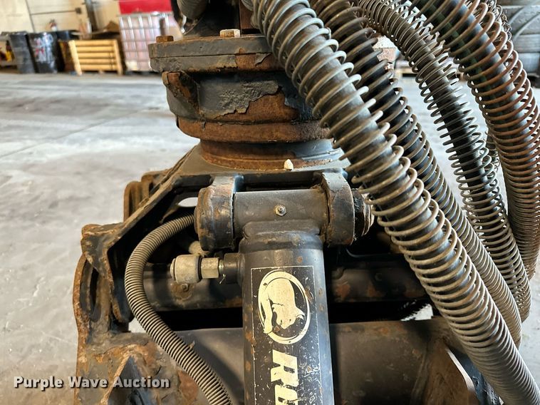 image for item MQ9436 Rotobec PC018B-B-BT4-BW1-1  excavator grapple