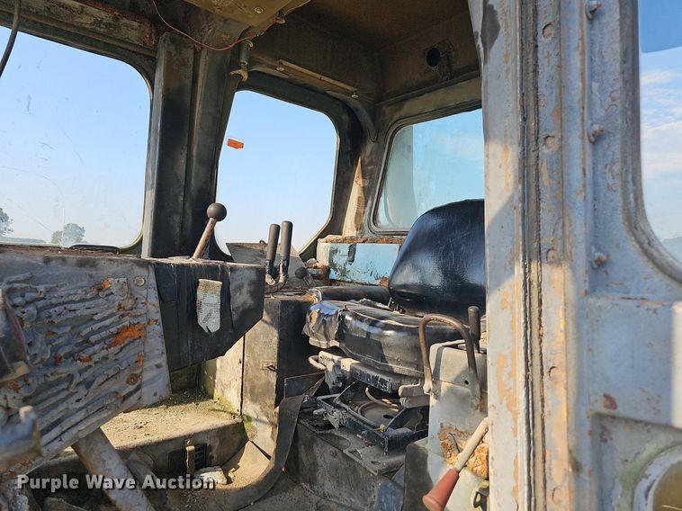 image for item MW9464 Caterpillar D9H  dozer