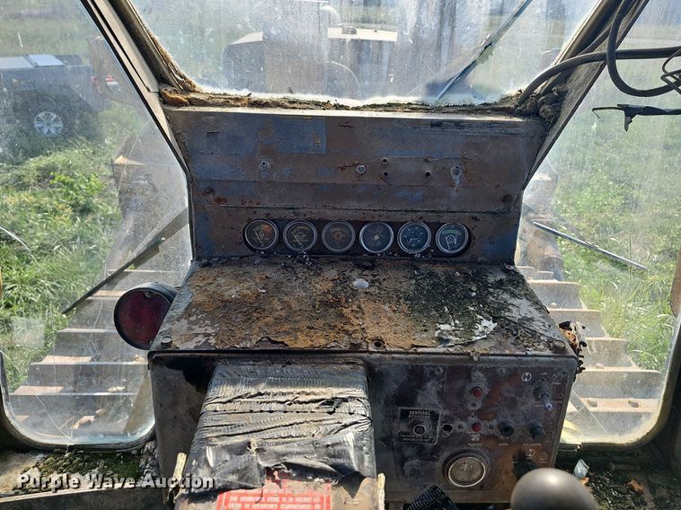 image for item MW9464 Caterpillar D9H  dozer