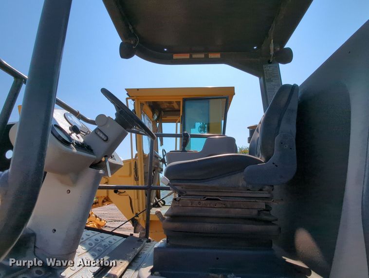 image for item MY9390 2011 Volvo SD77DA  single drum vibratory roller