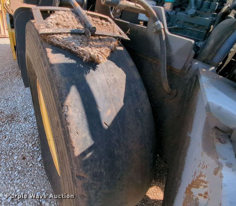 image for item MY9390 2011 Volvo SD77DA  single drum vibratory roller