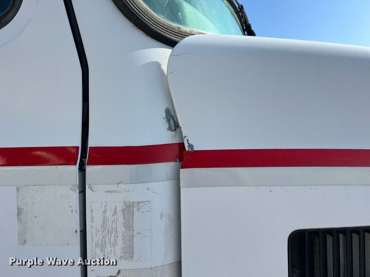 image for item NA9178 2000 Mack CH613 dump truck