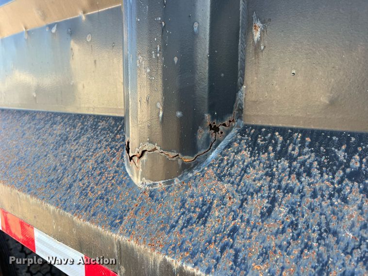 image for item NA9178 2000 Mack CH613 dump truck