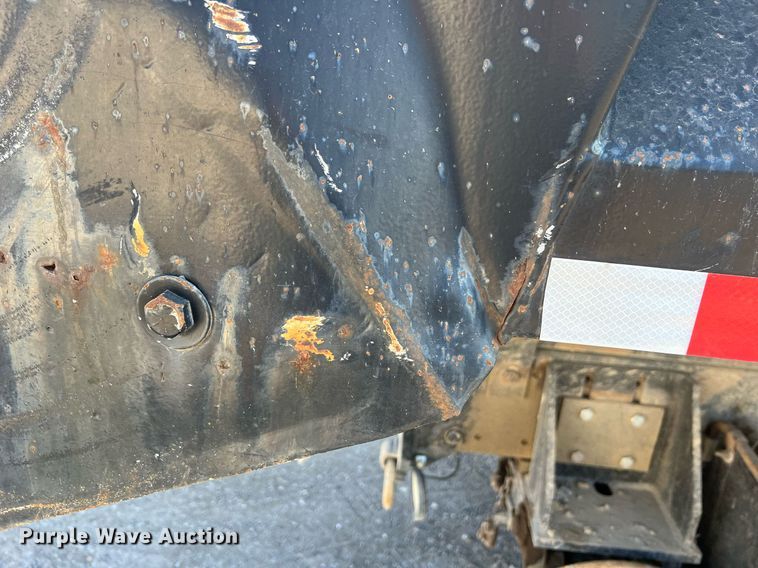 image for item NA9178 2000 Mack CH613 dump truck