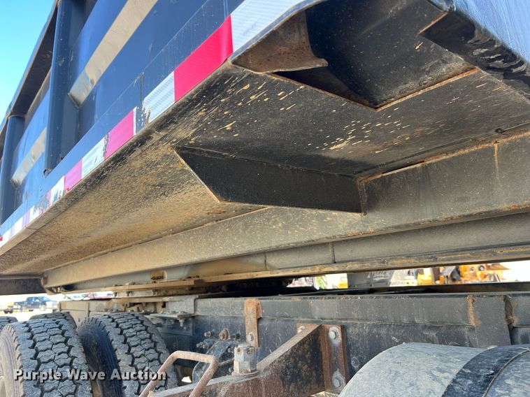 image for item NA9178 2000 Mack CH613 dump truck