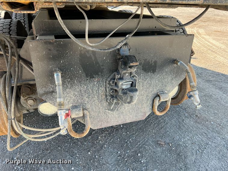 image for item NA9178 2000 Mack CH613 dump truck