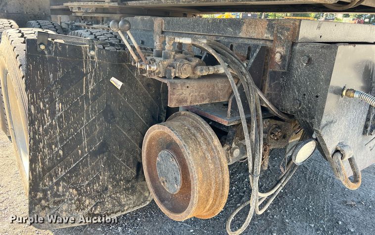 image for item NA9178 2000 Mack CH613 dump truck