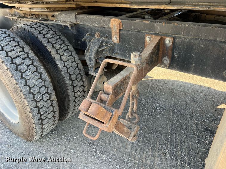 image for item NA9178 2000 Mack CH613 dump truck