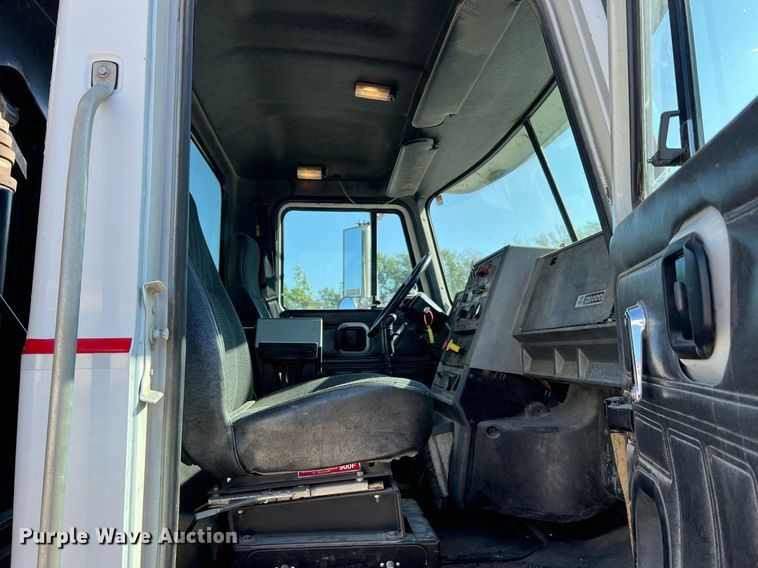 image for item NA9178 2000 Mack CH613 dump truck