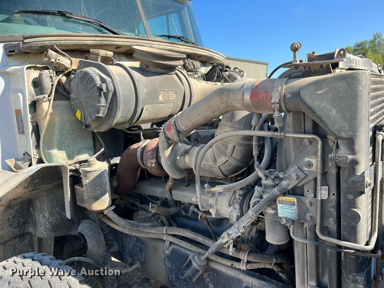 image for item NA9178 2000 Mack CH613 dump truck