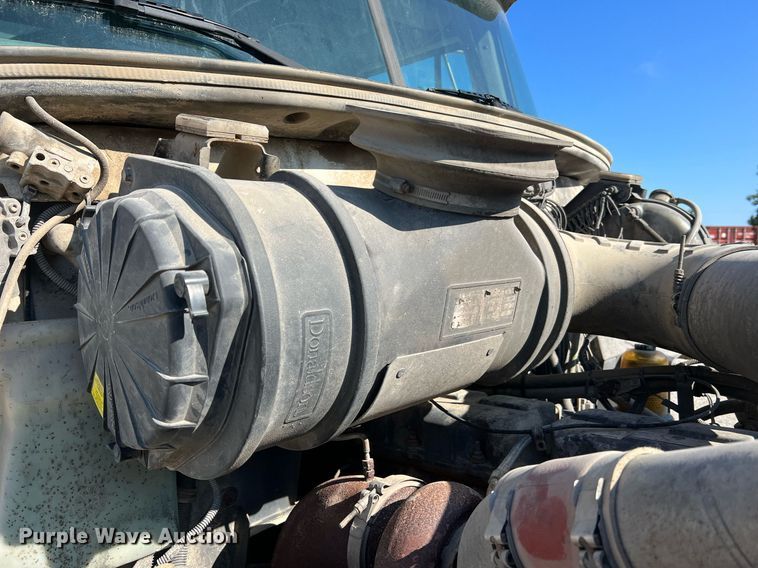 image for item NA9178 2000 Mack CH613 dump truck