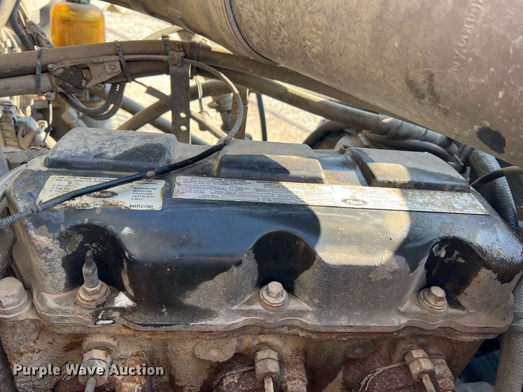 image for item NA9178 2000 Mack CH613 dump truck