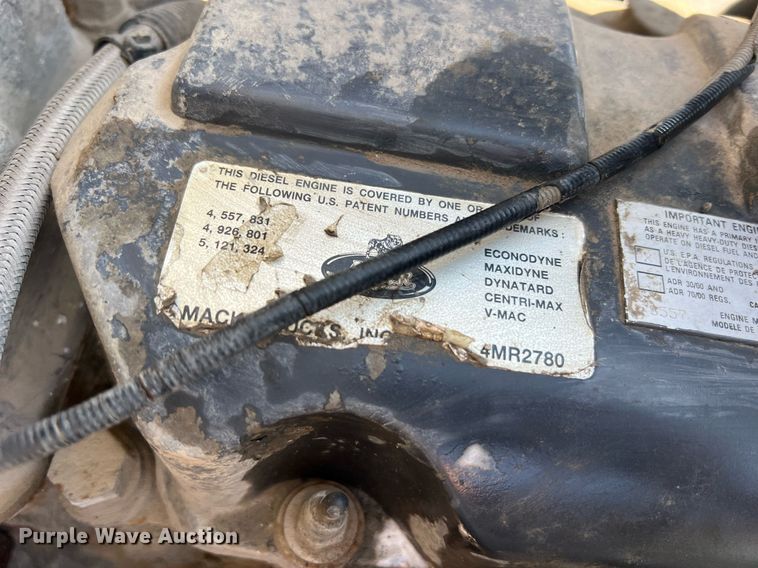 image for item NA9178 2000 Mack CH613 dump truck