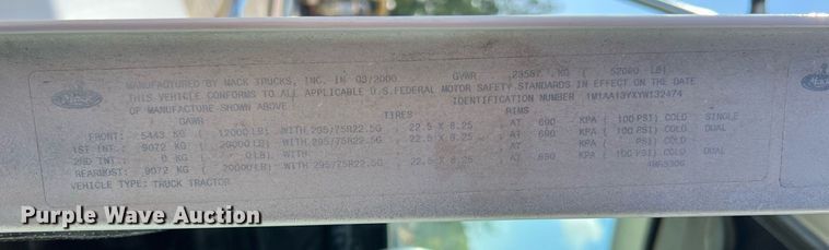 image for item NA9178 2000 Mack CH613 dump truck