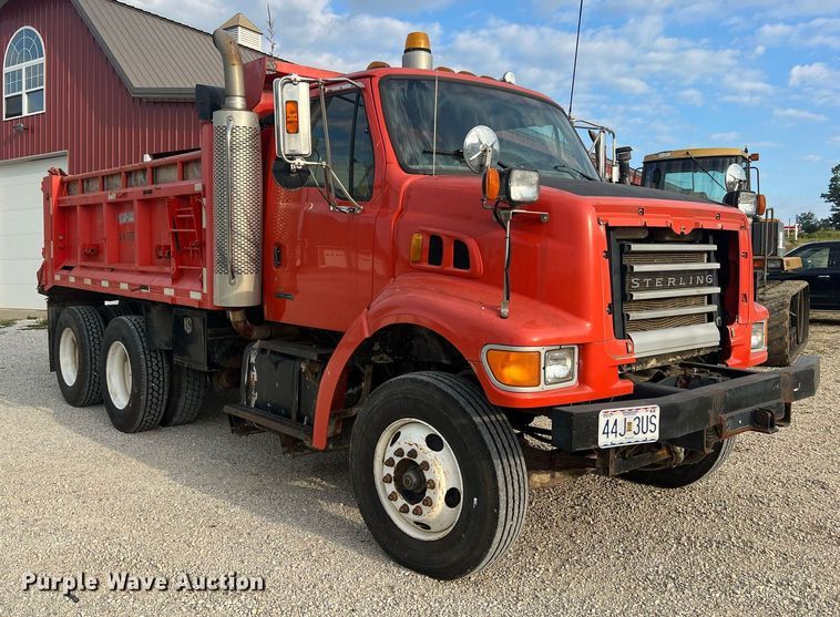image for item NA9181 2003 Sterling L-Line dump truck