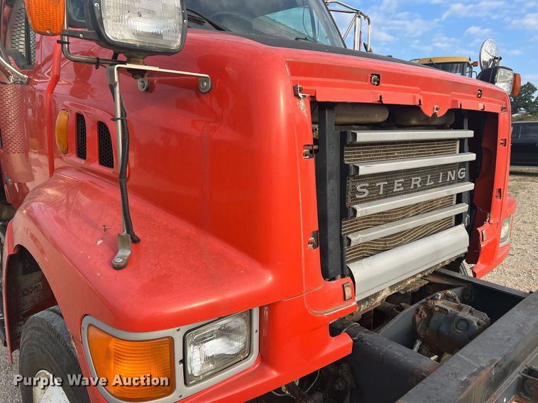 image for item NA9181 2003 Sterling L-Line dump truck