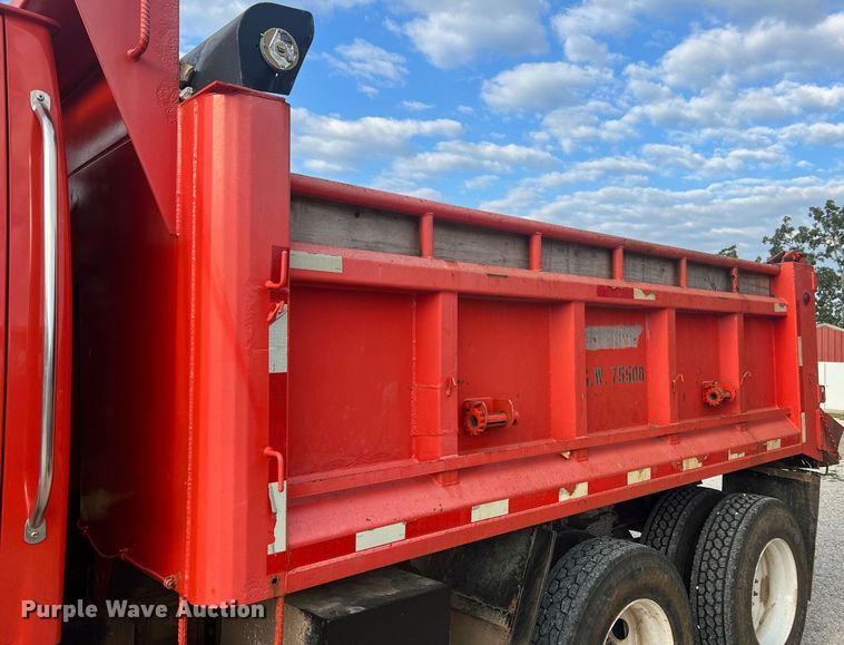 image for item NA9181 2003 Sterling L-Line dump truck