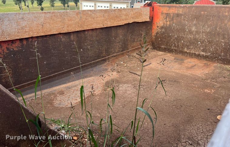 image for item NA9181 2003 Sterling L-Line dump truck