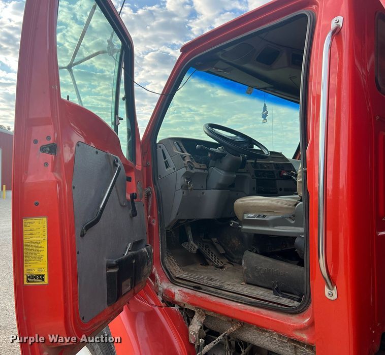 image for item NA9181 2003 Sterling L-Line dump truck