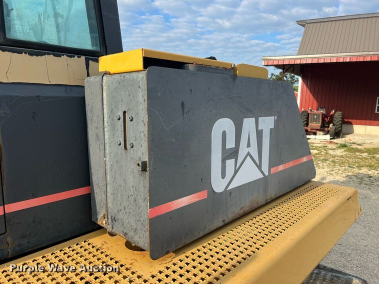 image for item NA9182 1994 Caterpillar Challenger 75C  tractor