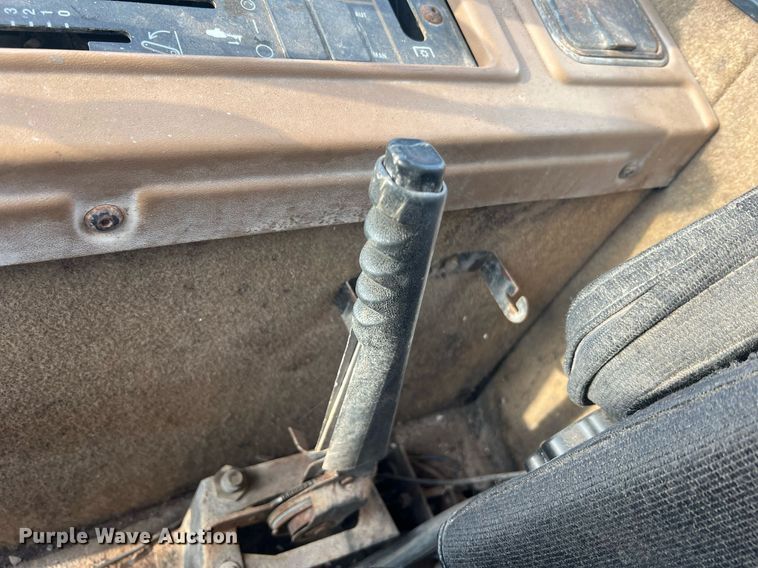 image for item NA9182 1994 Caterpillar Challenger 75C  tractor