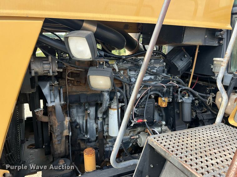 image for item NA9182 1994 Caterpillar Challenger 75C  tractor