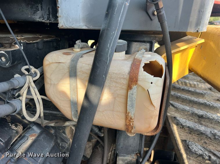 image for item NA9182 1994 Caterpillar Challenger 75C  tractor