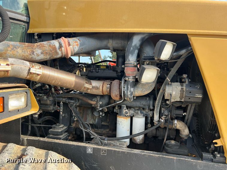 image for item NA9182 1994 Caterpillar Challenger 75C  tractor