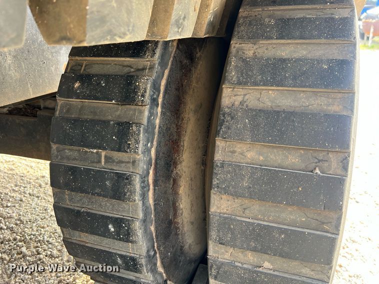 image for item NA9182 1994 Caterpillar Challenger 75C  tractor