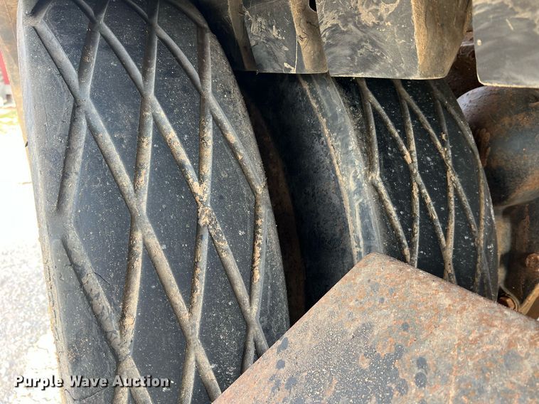 image for item NA9182 1994 Caterpillar Challenger 75C  tractor