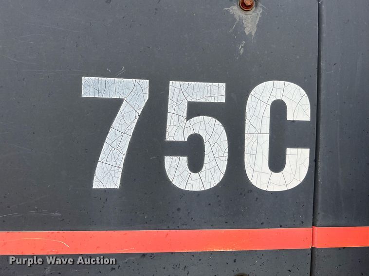 image for item NA9182 1994 Caterpillar Challenger 75C  tractor