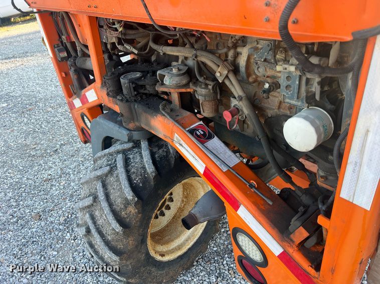 image for item NA9184 2004 Moffett M5500  forklift