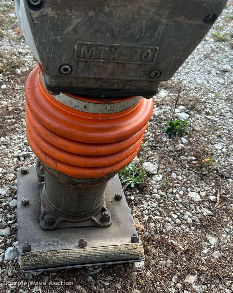 image for item NA9194 Mikasa MTX-70HD  plate compactor