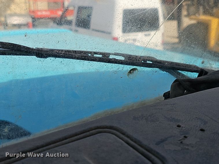 image for item NJ9766 1992 Mack DM690S  water truck