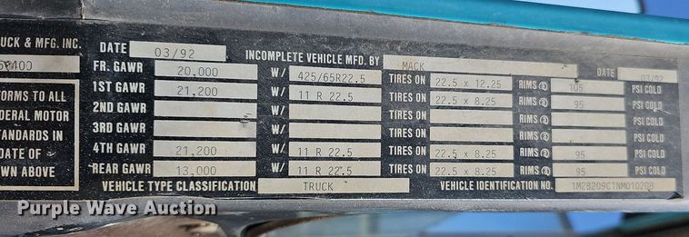 image for item NJ9766 1992 Mack DM690S  water truck