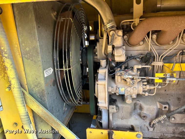 image for item NL9631 2008 Superior Broom DT80J  broom