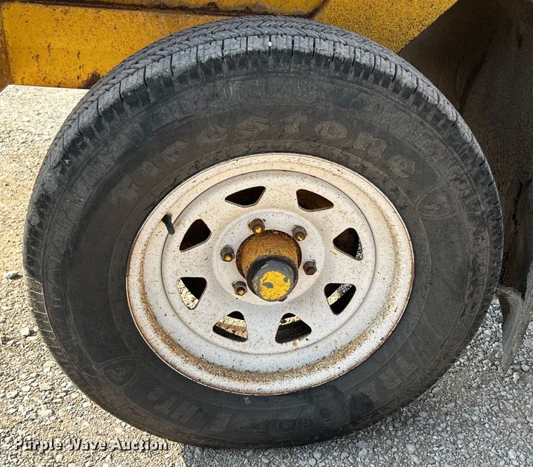 image for item NL9631 2008 Superior Broom DT80J  broom