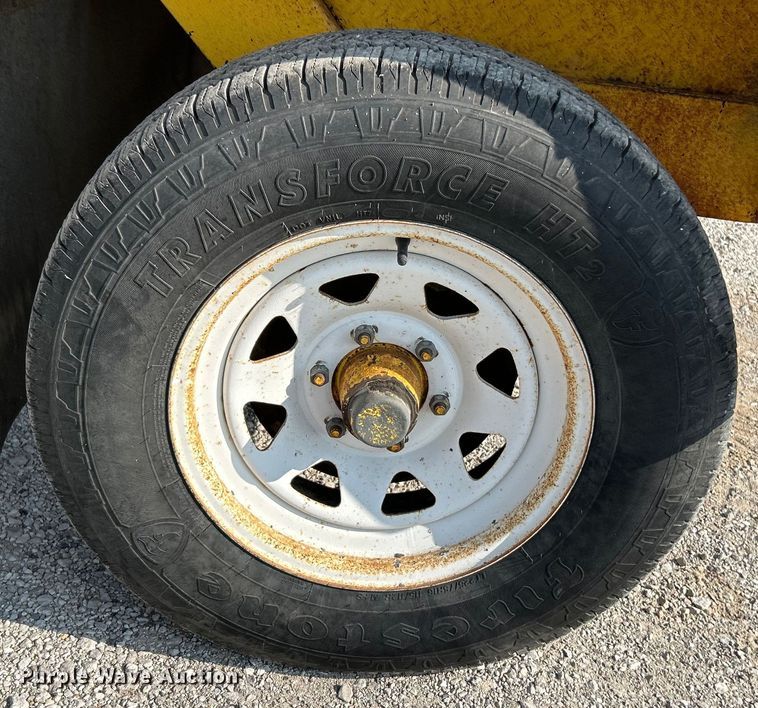 image for item NL9631 2008 Superior Broom DT80J  broom