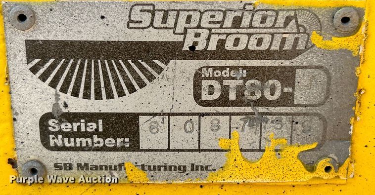 image for item NL9631 2008 Superior Broom DT80J  broom