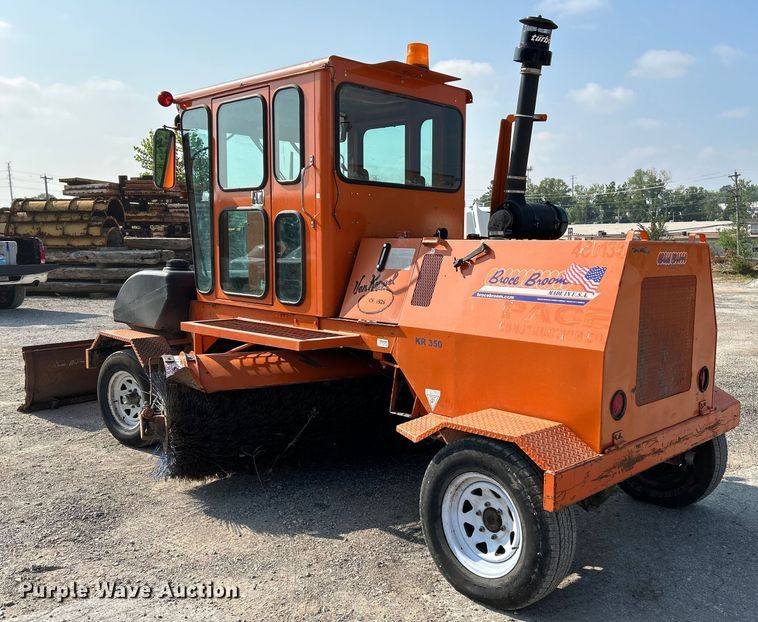 image for item NL9633 2017 Broce KR350  broom