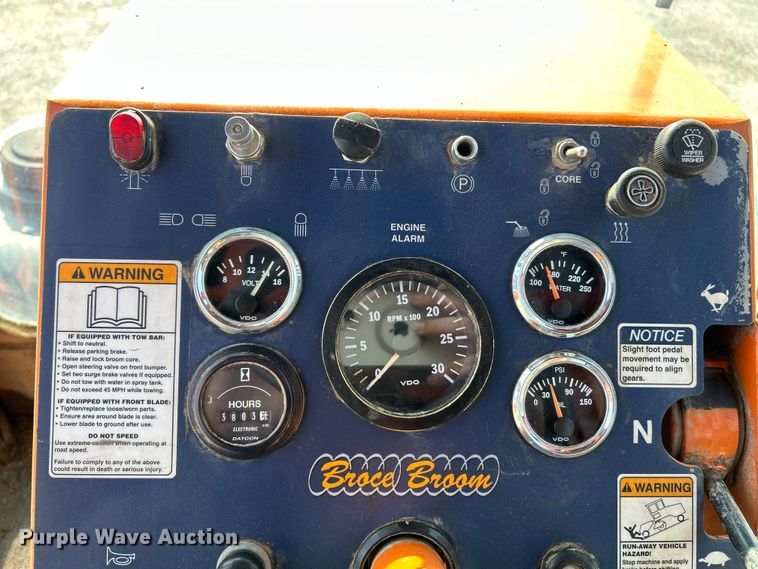 image for item NL9633 2017 Broce KR350  broom