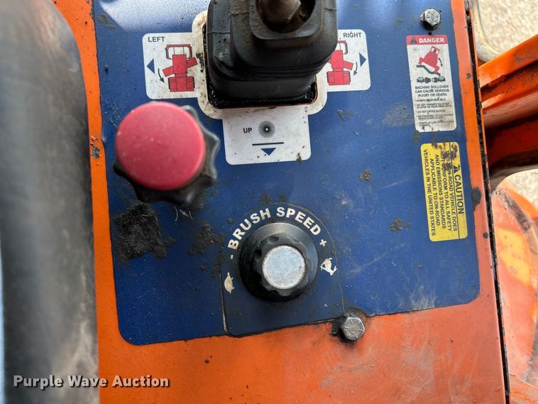 image for item NL9633 2017 Broce KR350  broom