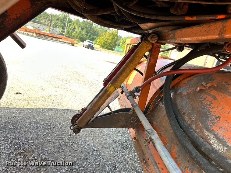 image for item NL9633 2017 Broce KR350  broom