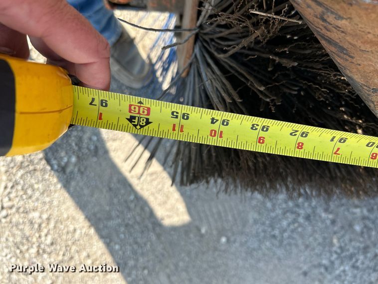 image for item NL9633 2017 Broce KR350  broom