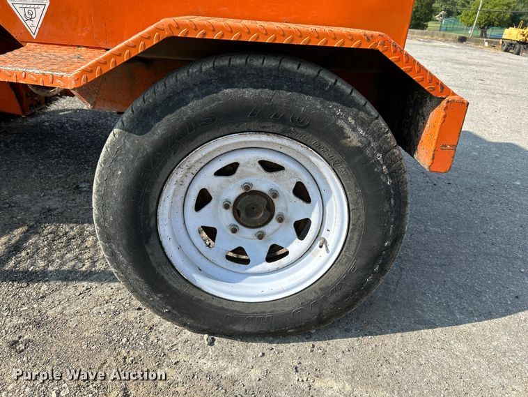 image for item NL9633 2017 Broce KR350  broom