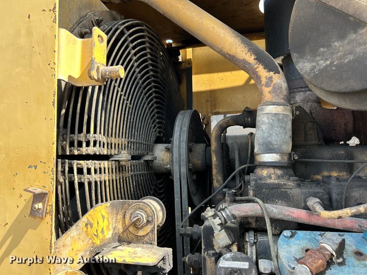 image for item NL9641 1984 Caterpillar 936  wheel loader