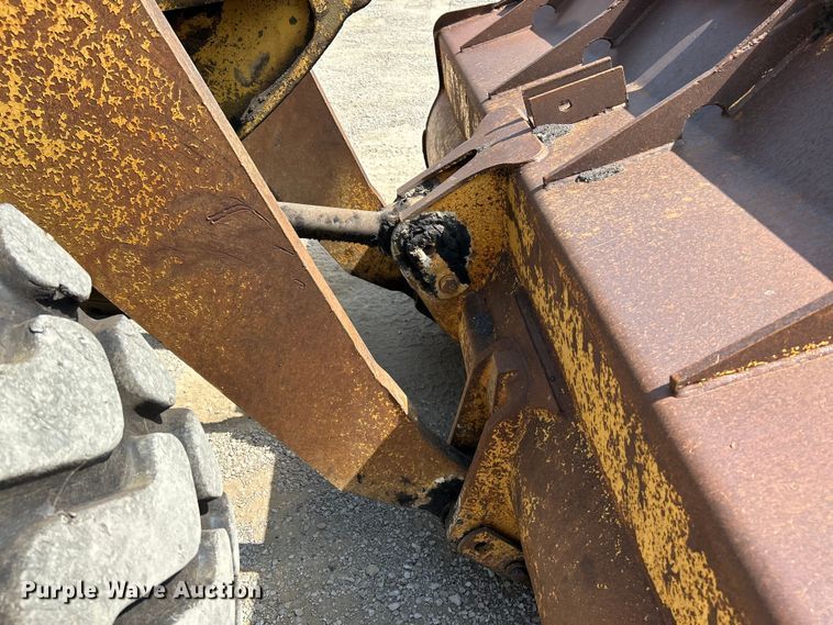 image for item NL9641 1984 Caterpillar 936  wheel loader