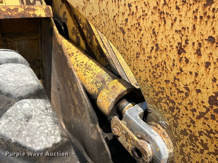 image for item NL9641 1984 Caterpillar 936  wheel loader