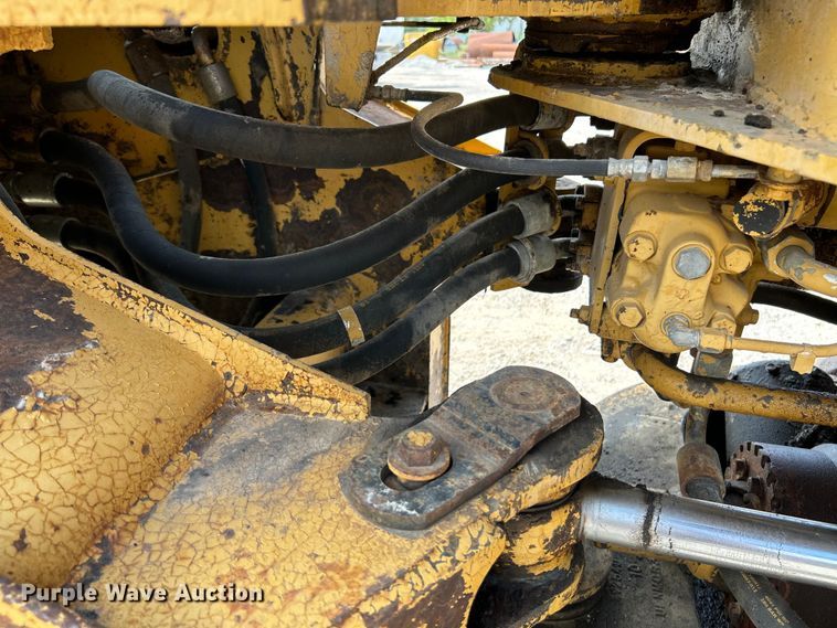 image for item NL9641 1984 Caterpillar 936  wheel loader