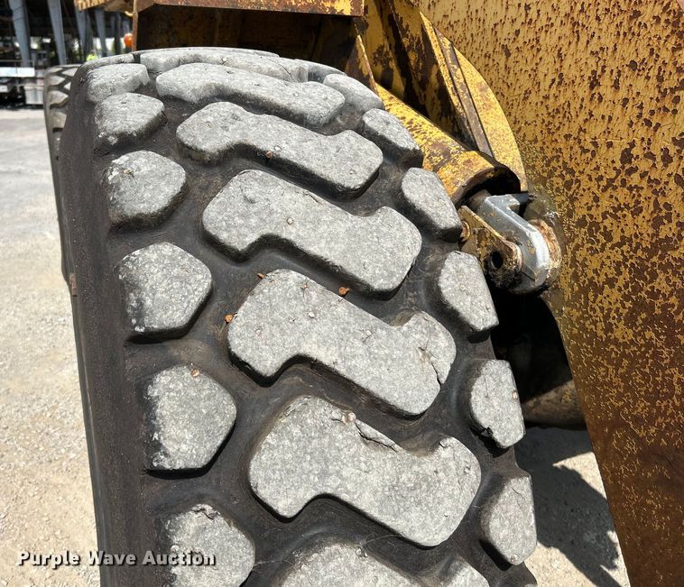 image for item NL9641 1984 Caterpillar 936  wheel loader